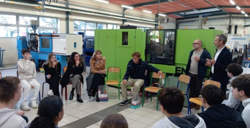 1733212181424 (Petit)