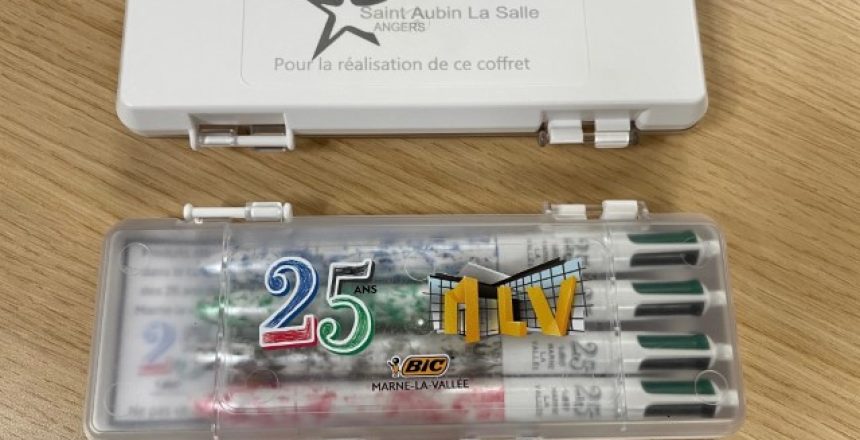 1751293802404 (Petit)